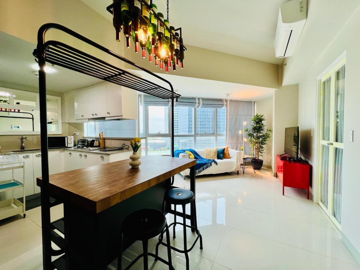Bgc Luxury Condo - Balcony, Pool, Wi-Fi, City View - Suite 8 Manilla Buitenkant foto